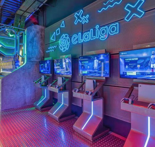 Aqua - Apartamento A 250M Playa ラ・ピネーダ エクステリア 写真